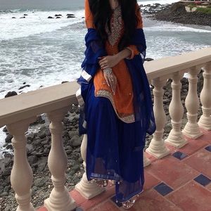Pakistani / Indian Dress